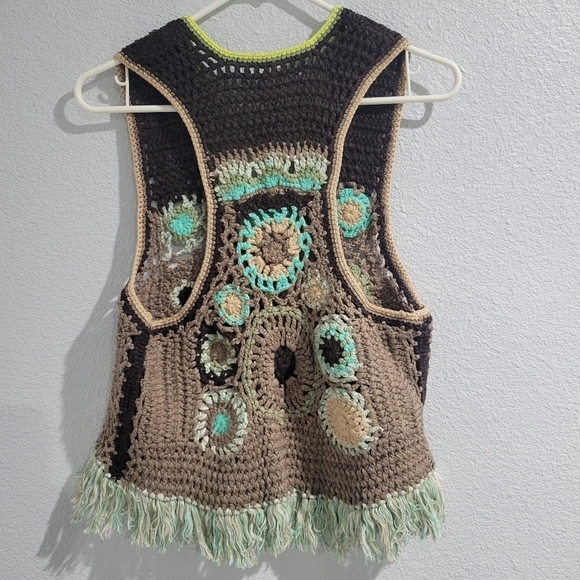 Free People Desert Rose Crochet Vest *Sold Out Style NWT Sz XS - Picture 4 of 7
